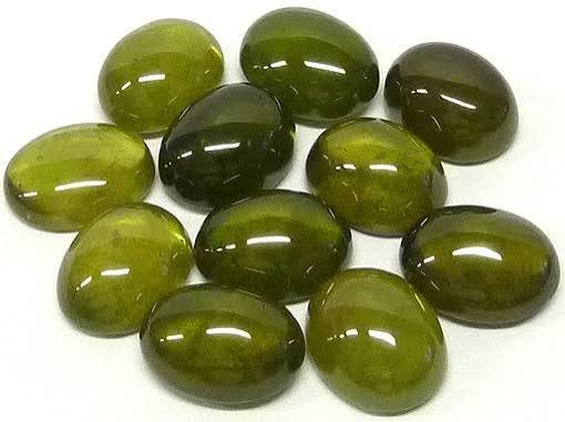 VÉSUVIANITE