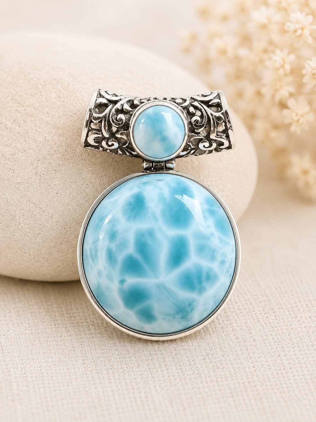 Pende rond en larimar et argent