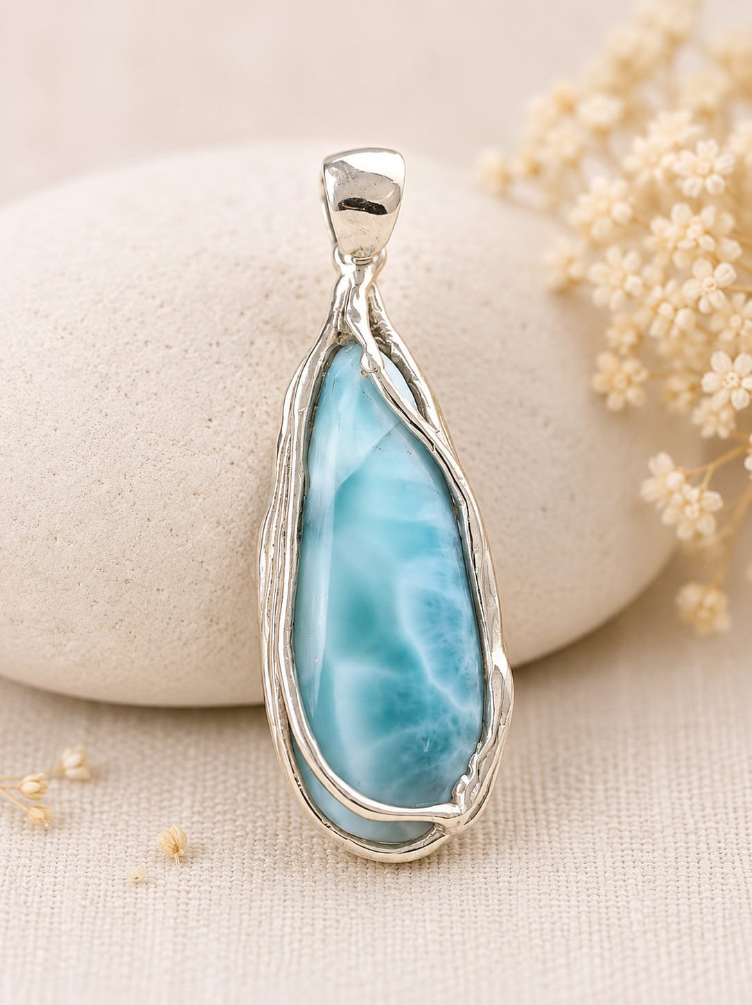Pendentif en Larimar AAA – Pièce Unique en Argent 925