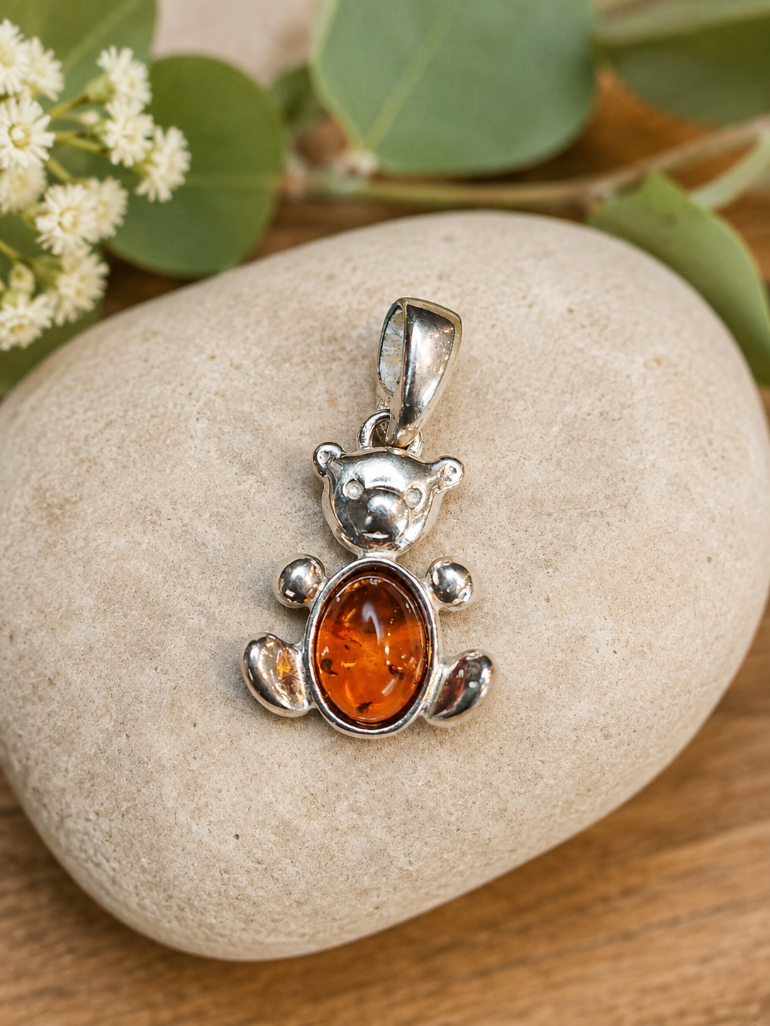 Pendentif petit nounours en argent et ambre