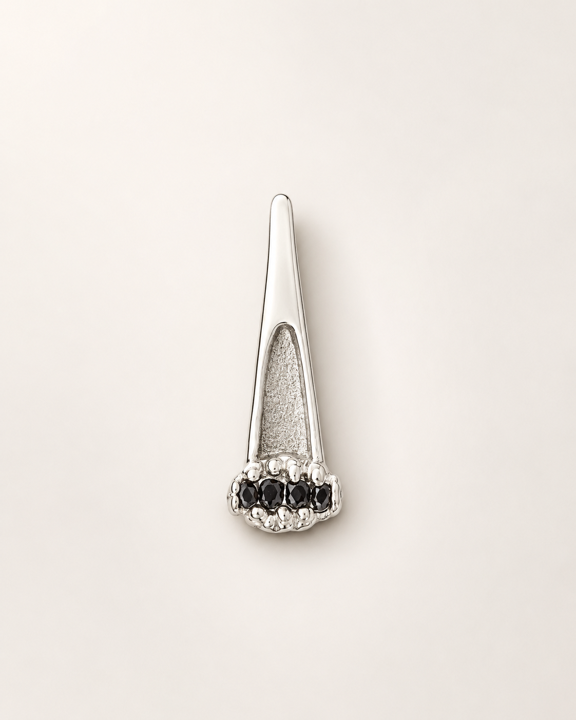 Pendentif en argent mat et spinelle – Création Eva Stone  pe-2608