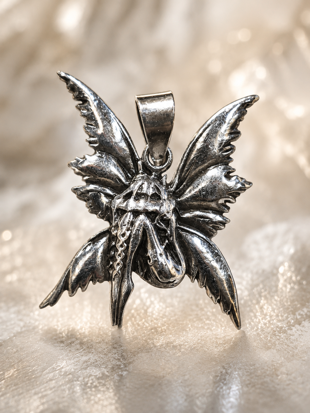 Pendentif fée ailée en argent 2608