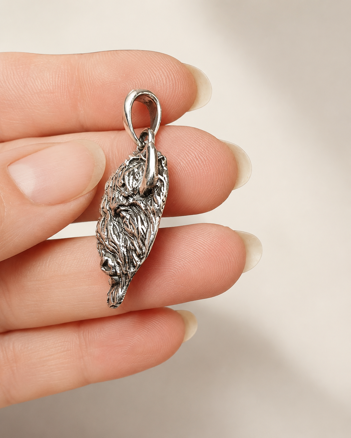 Pendentif Bison en argent – Force, ancrage et abondance