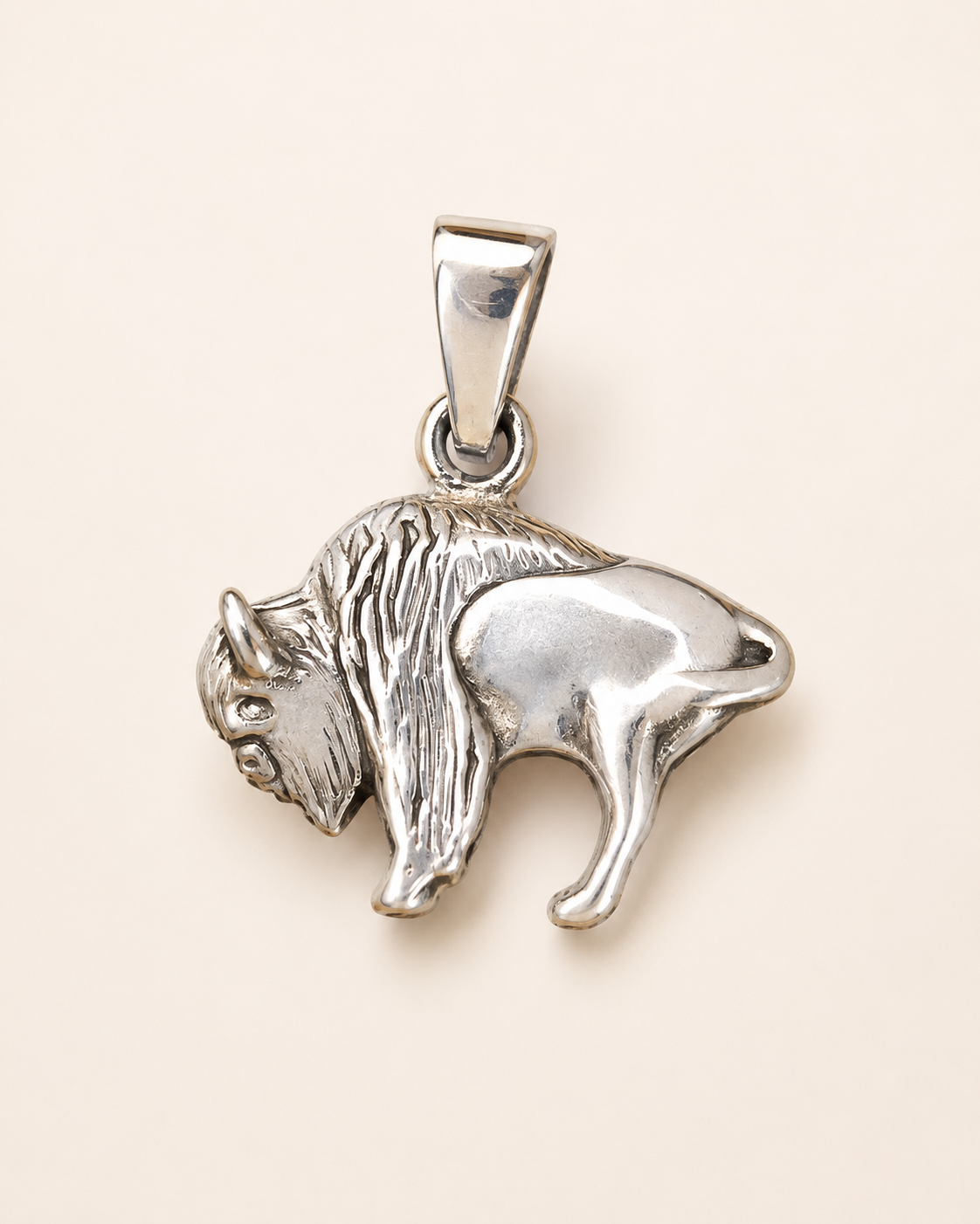 Pendentif Bison argent – Force, ancrage et abondance