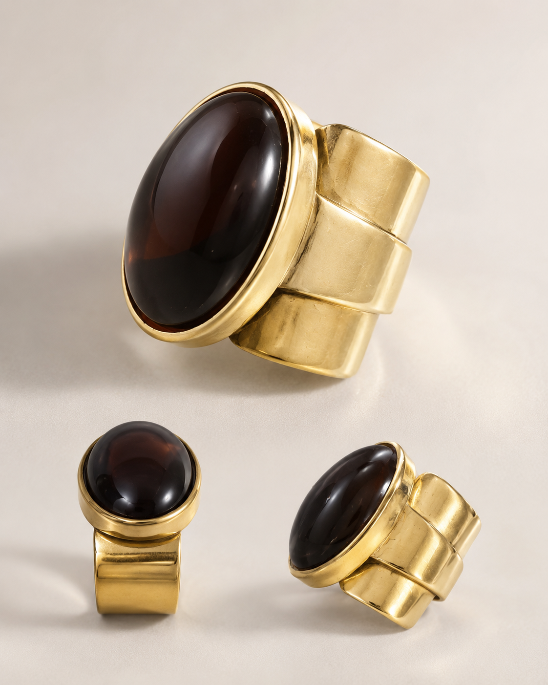 Bague réglable en laiton et Obsidienne Larme d’Apache – Pièce unique