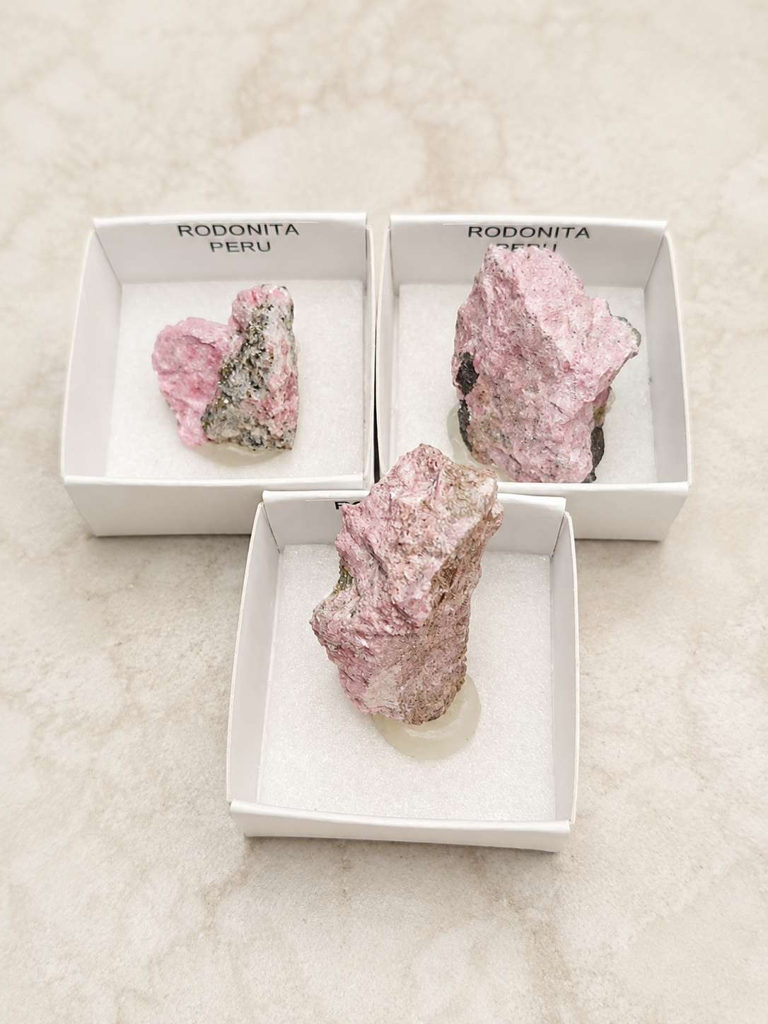 Petite Rhodonite brute du Pérou