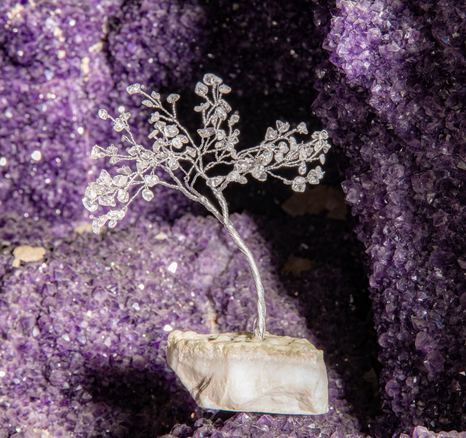 Cristal de roche Arbre de cristal avec de la zéolite   b-zw-160-bk