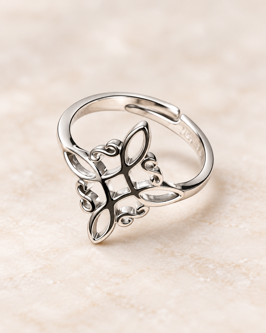 Bague Nœud de Sorcière en argent – taille réglable