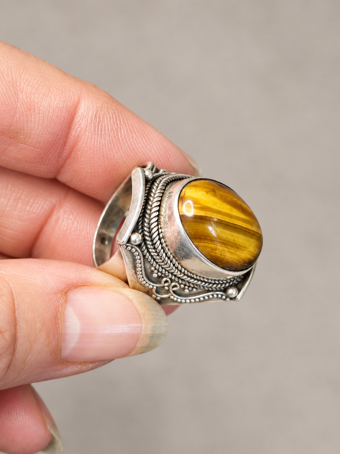 Bague en argent et œil de tigre – Taille 56