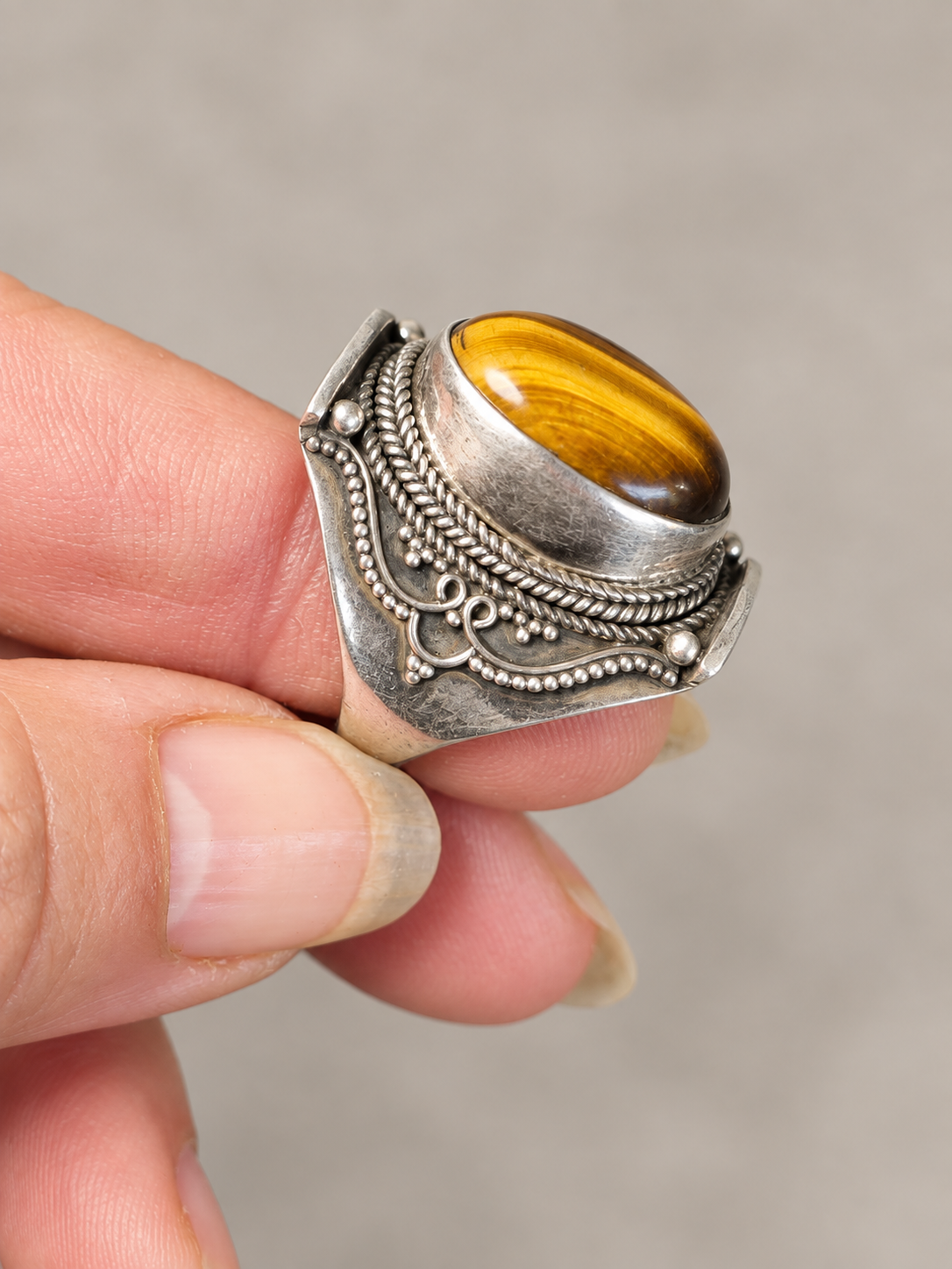 Bague en argent et œil de tigre – Taille 56