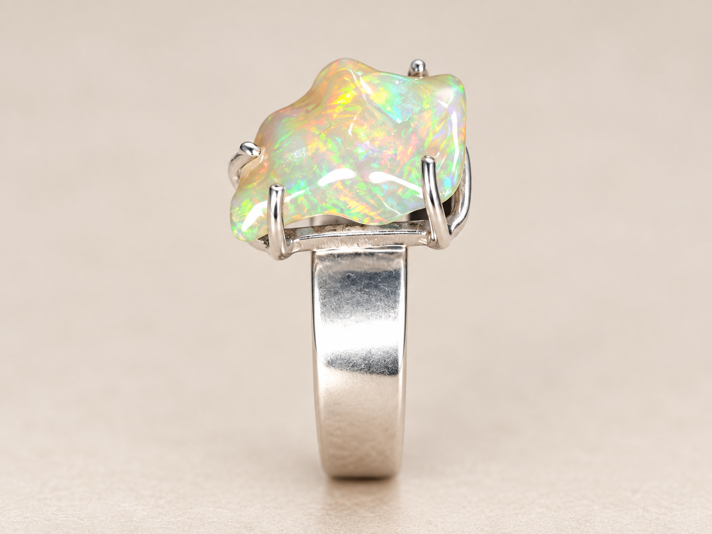 Bague argent et Opale Ethiopienne - taille 55