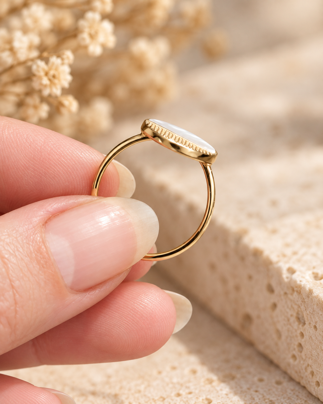 Bague Éclipse nacrée – acier plaqué or