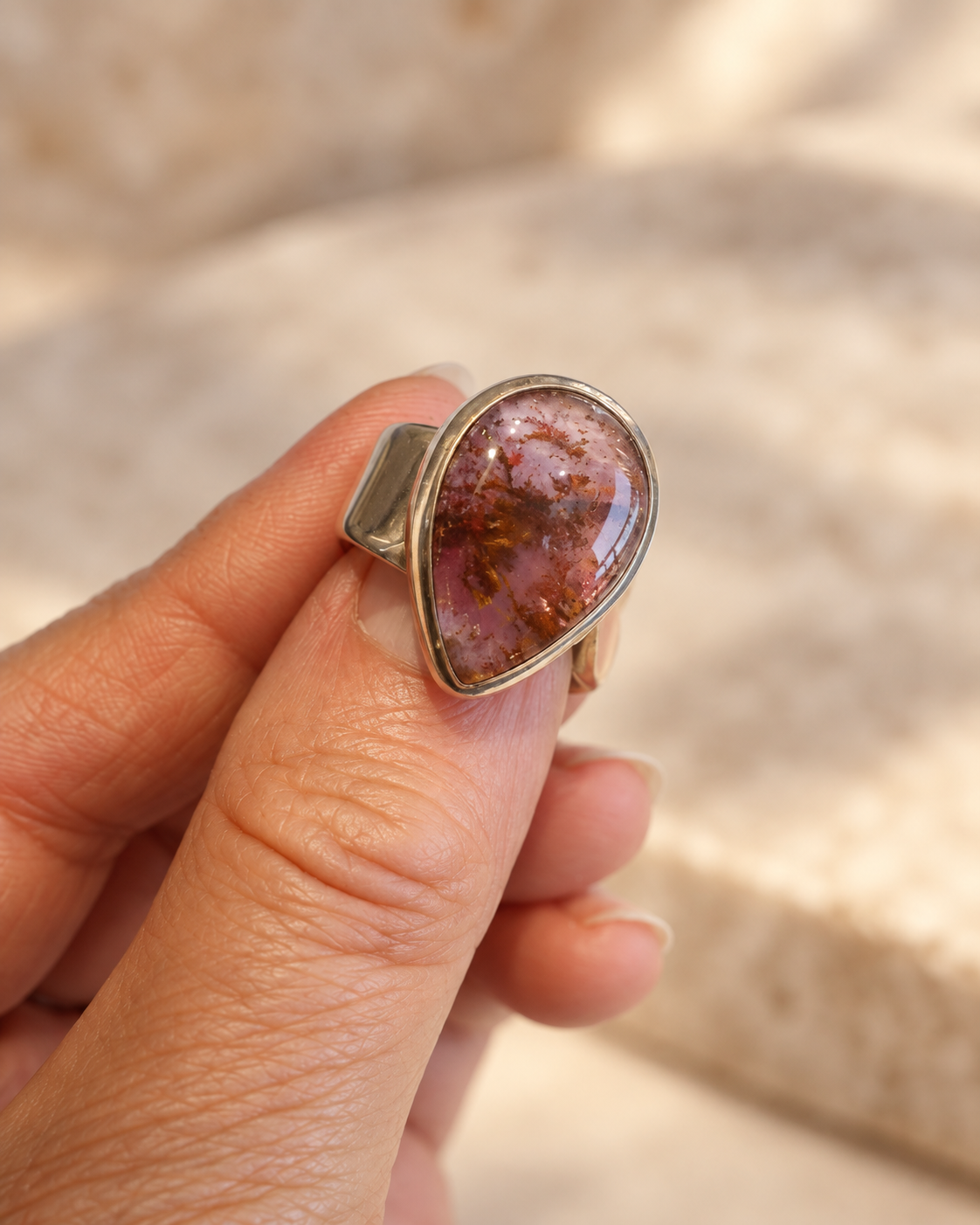 Bague « Forêt Pourpre » – Cacoxénite