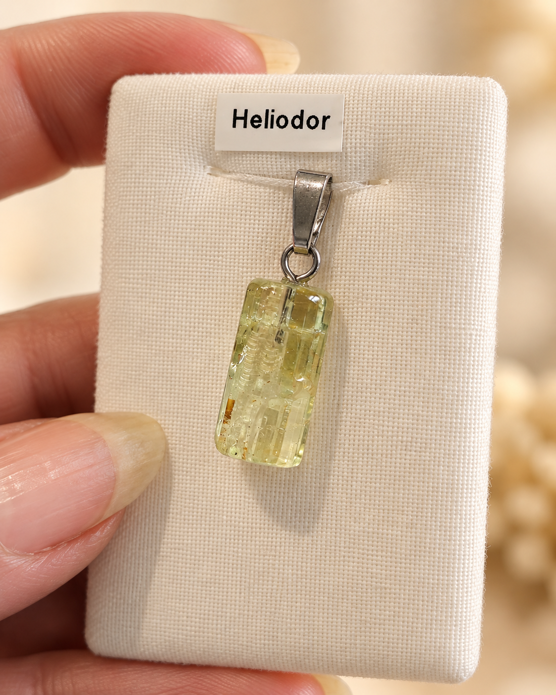 Pendentif en Héliodore naturel – Bélière en argent